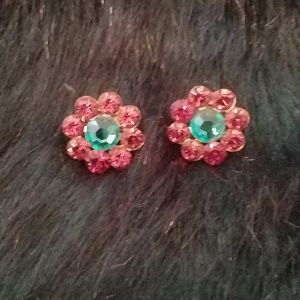 Tarina Tarantino flower earrings